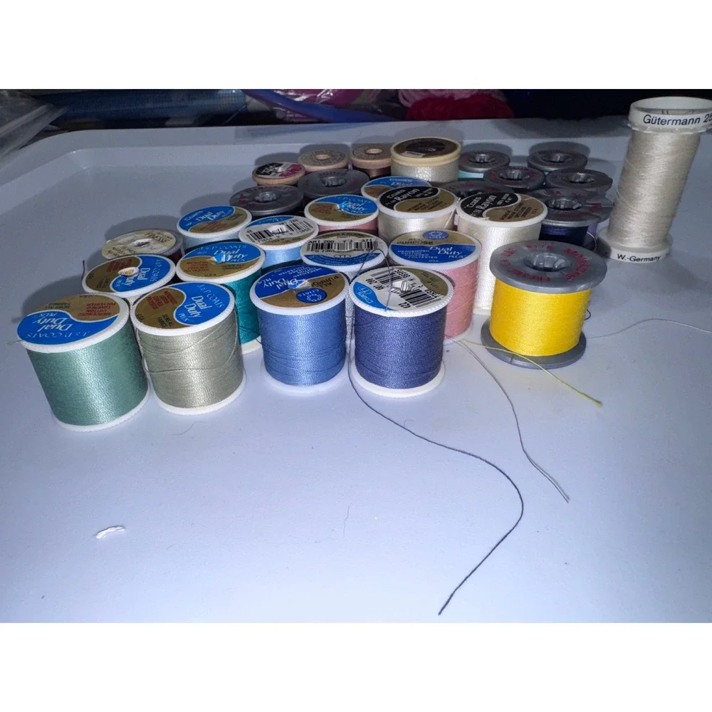 Vintage Sewing Thread Lot J.P. Coats Molnlycke Gutermann Wood Spools MixedColors